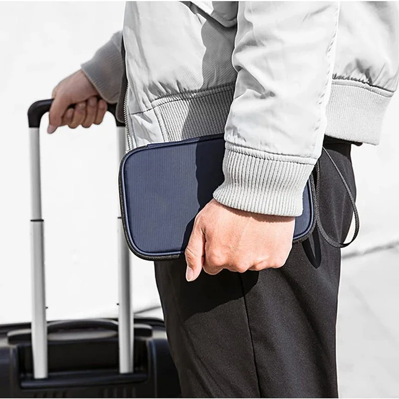 Funda ligera para pasaporte de - Travel Organizer Men reseña y precio